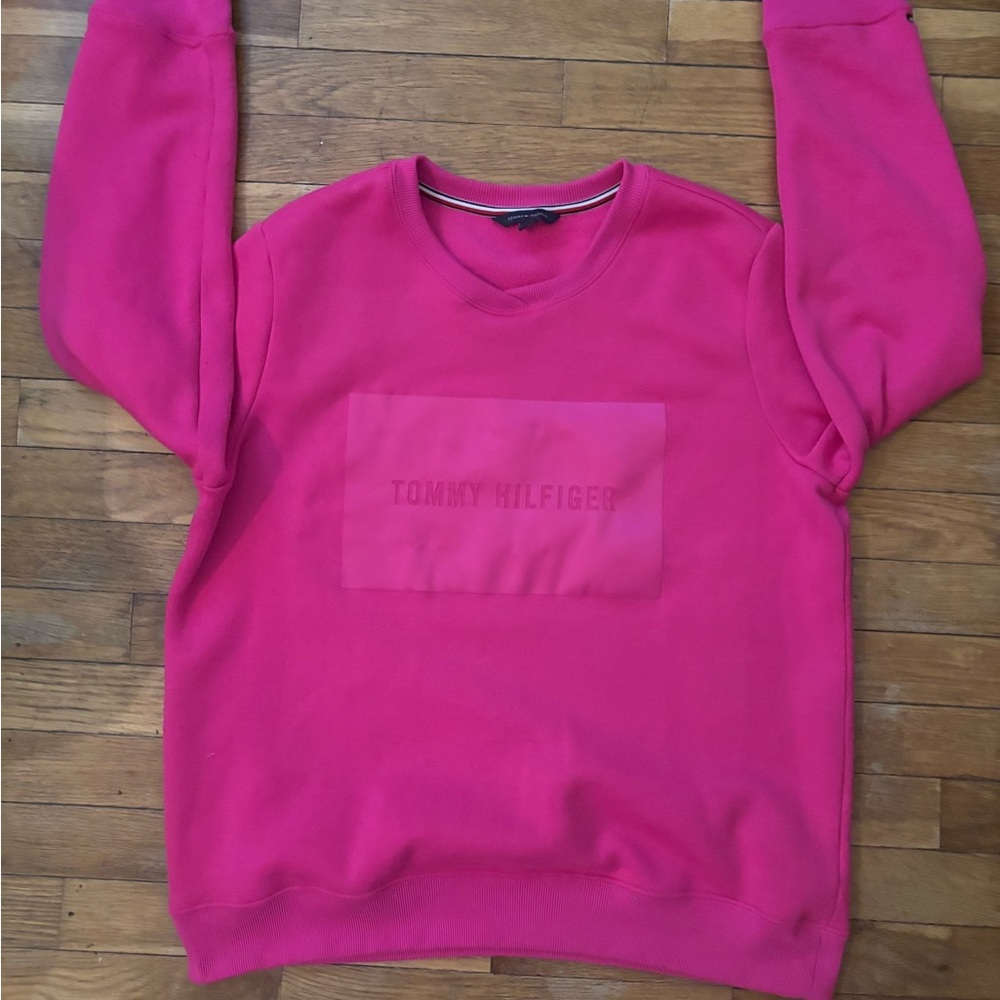Tommy Hilfiger Women’s Crewneck Sweatshirt in Hot Pink